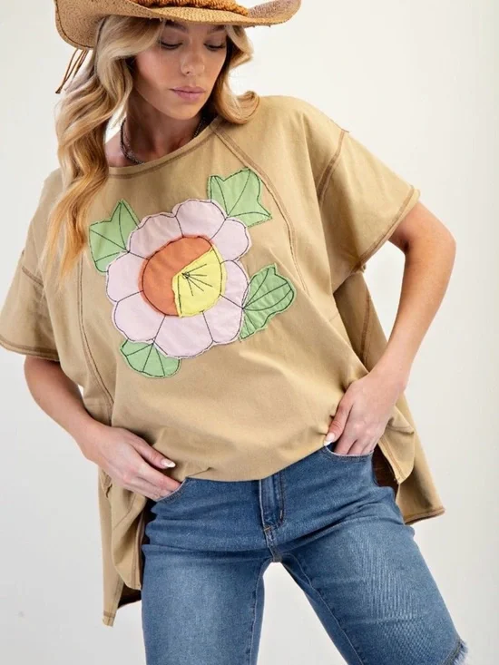 Easel Tan Floral Appliqué Short Sleeve Pullover - Picture 5 of 6
